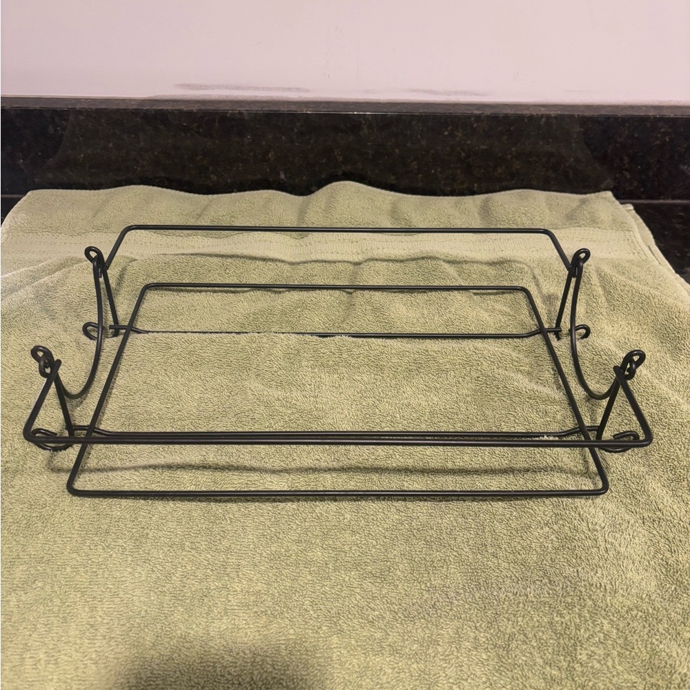 Temptations Cookware Black Metal Trivet for 9”x13”